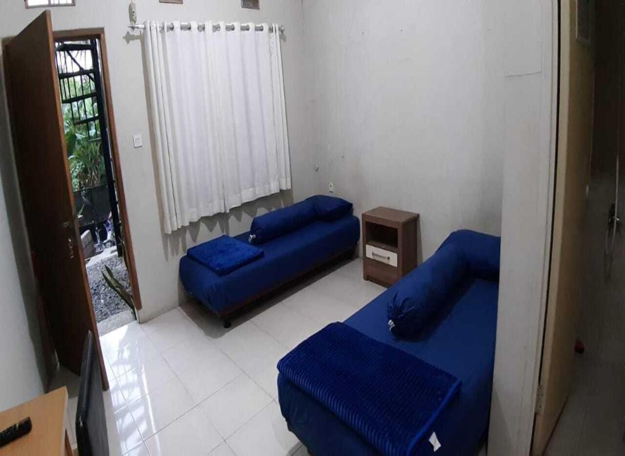 Nabila Syar'I Guest House Padalarang Bagian luar foto
