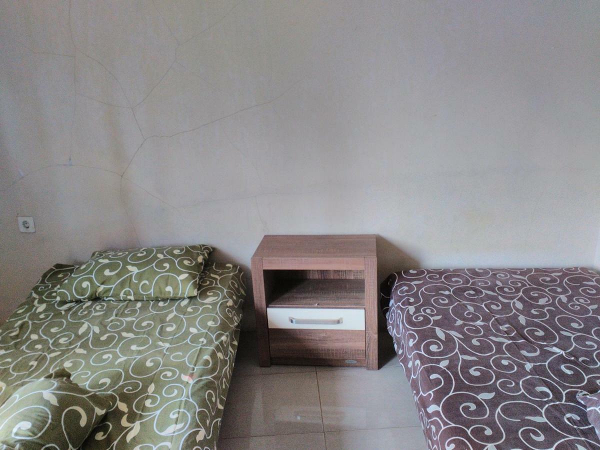 Nabila Syar'I Guest House Padalarang Bagian luar foto